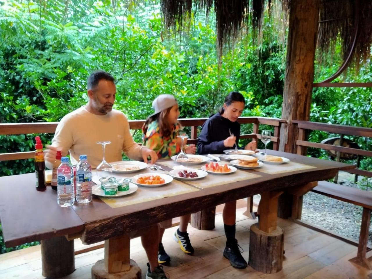 Ella Nine Arch Spice Garden Exterior foto
